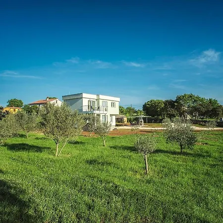 Semesterbostad Casa Bellissima Galižana