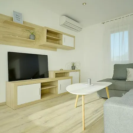 Casa Bellissima Holiday home Galizana